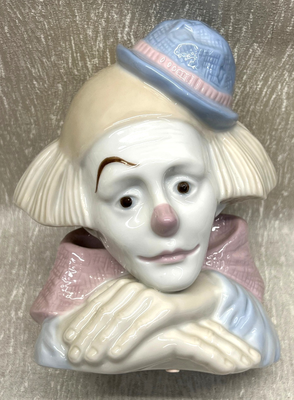 Vintage Meico Paul Sebastian Porcelain Soft Pastels Blue Clown Figurine 6 1/2″