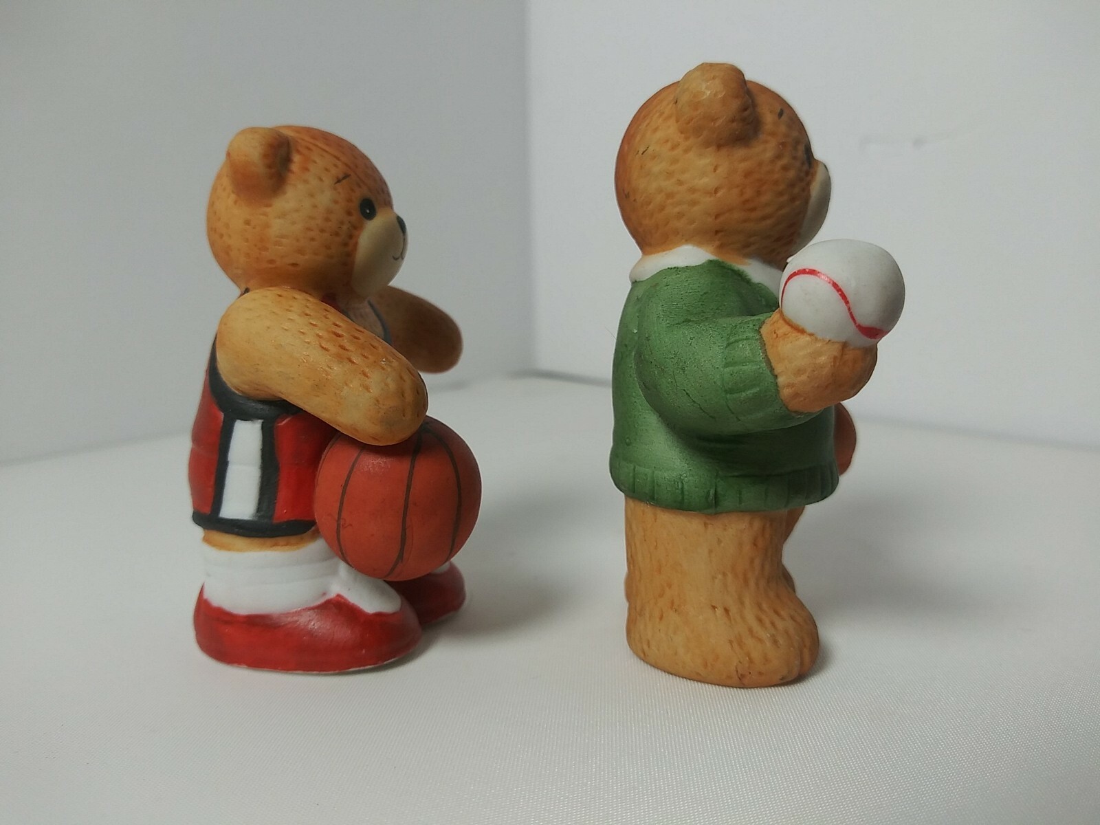 LOTLot of 2 Lucy & Me Enesco Lucy Rigg 1987 Basebal & 1990 BASKETBALL Bears EUC