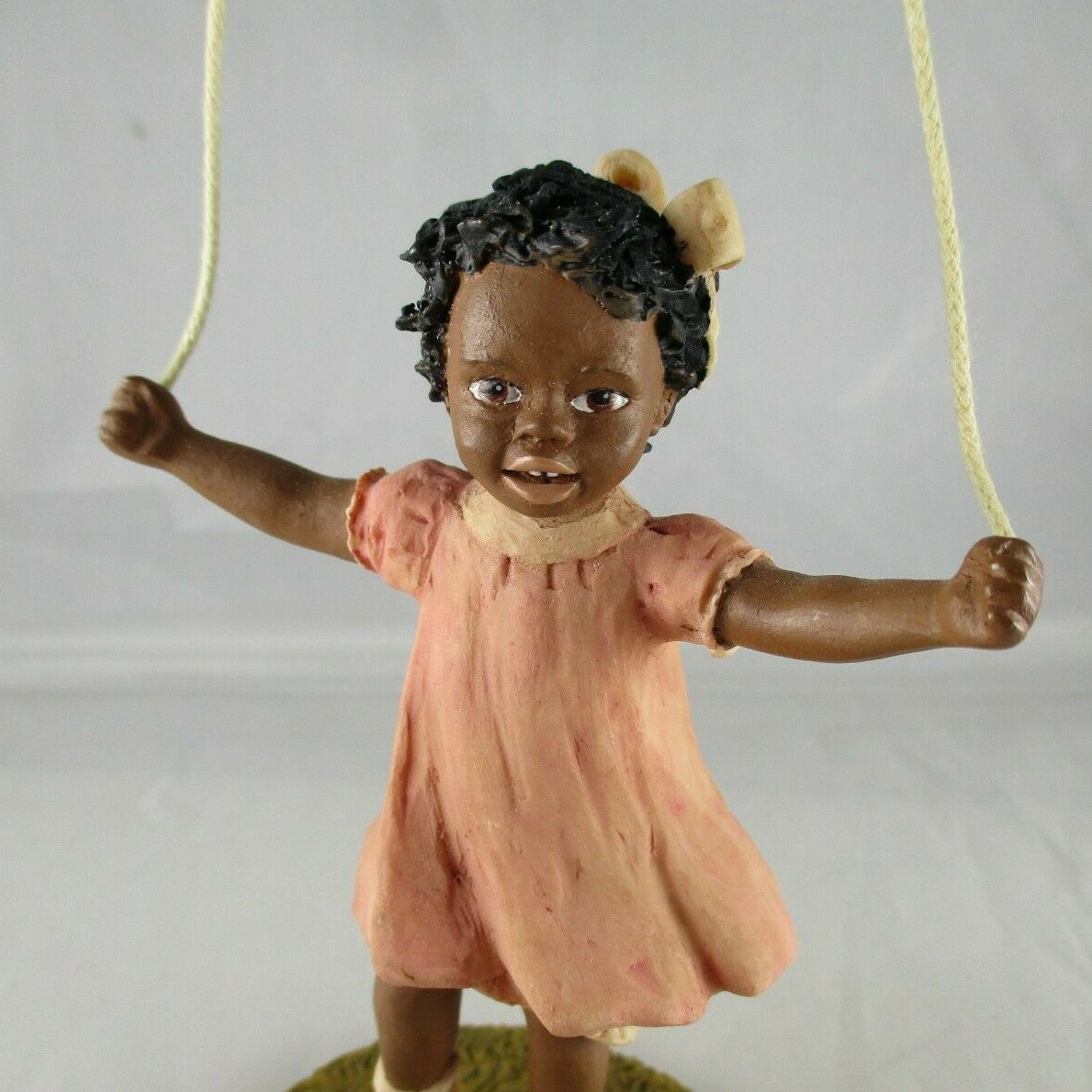 1991 ENESCO MARTHA HOLCOMBE FIGURINE “SUZI” MISS MARTHA’S COLLECTION Y2