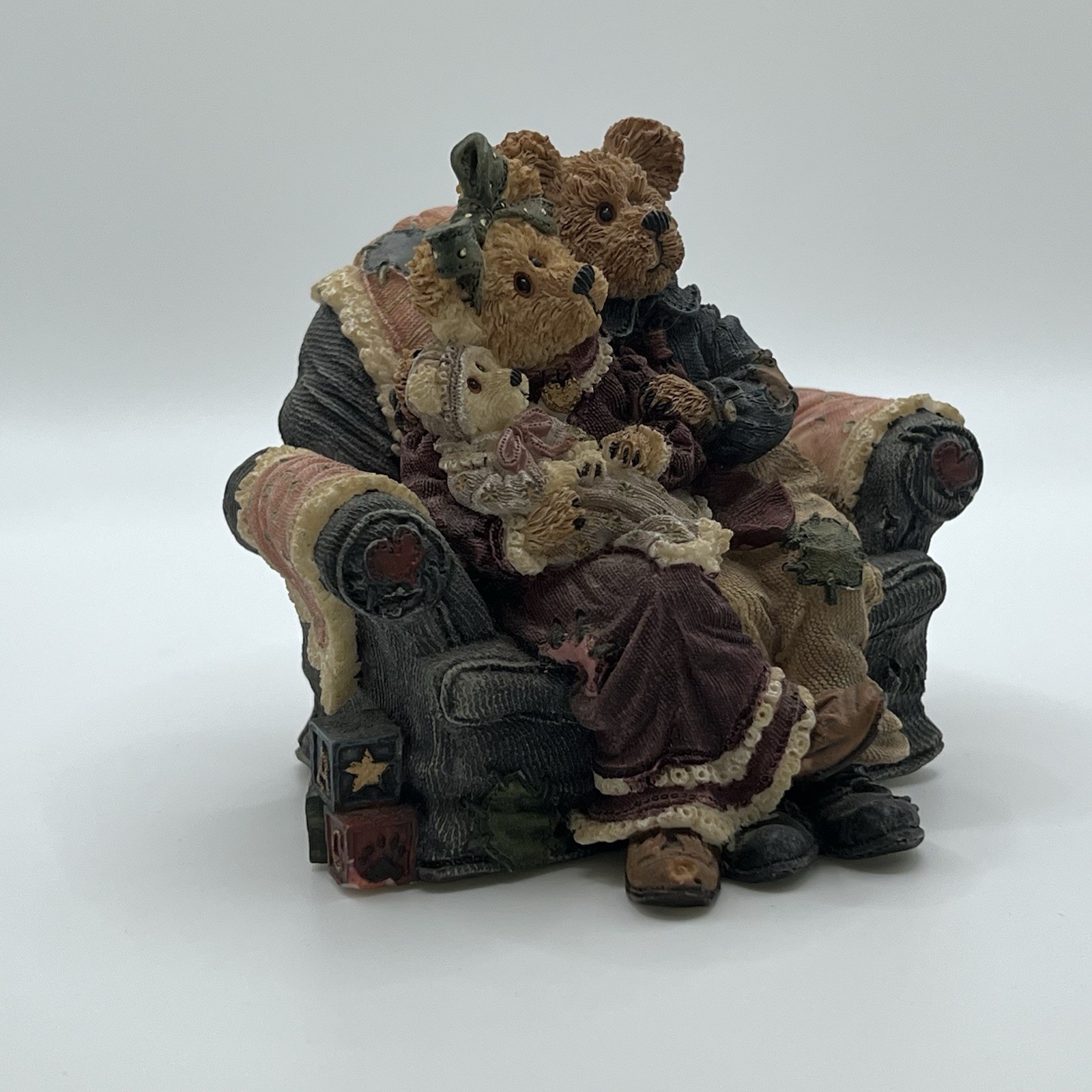 Boyd’s Bear Figure “yes Sir That’s My Baby” Music Box