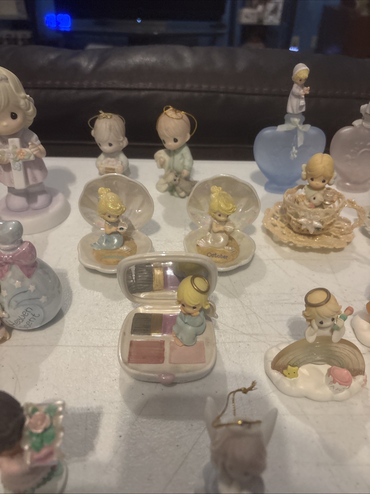 Precious Moments Lot of 22 Figurines No Boxes No Duplicates Mixed Lot