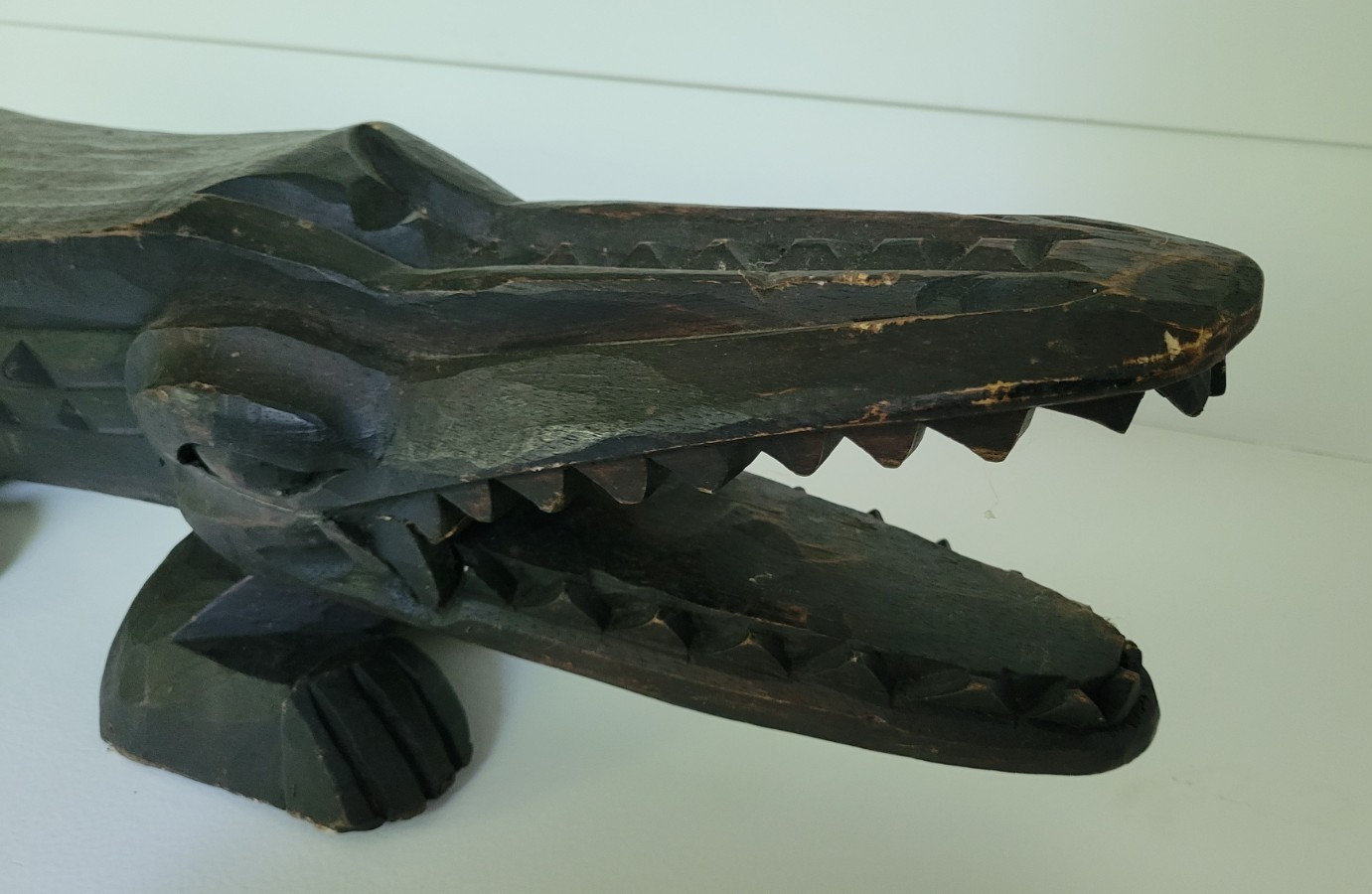 Antique Folk Art Ethnic Hand Carved Large Wood Alligator 31″ Long