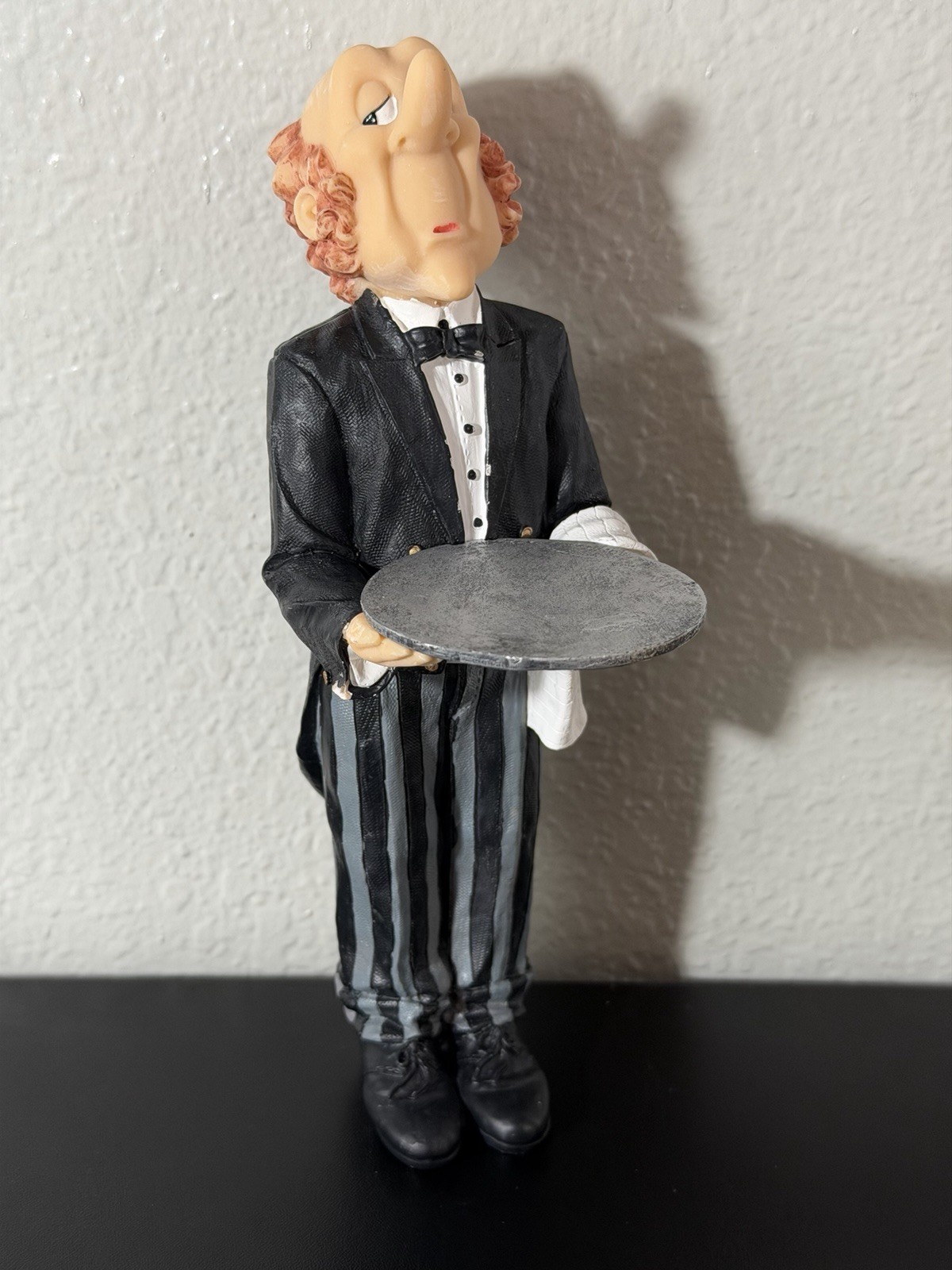 Vtg Hand Painted Resin Butler Figurine Black Tuxedo Modern Decorative Sculpture