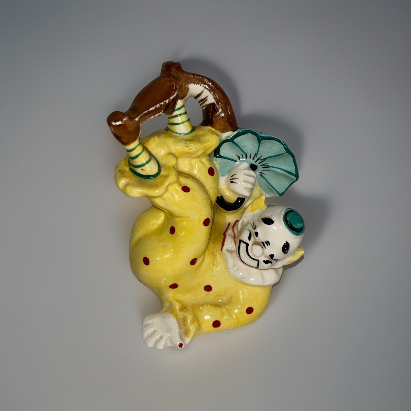 Vintage Yellow Ceramic CLOWN Figurine w/ Green Umbrella by “YONA” 1956 EUC