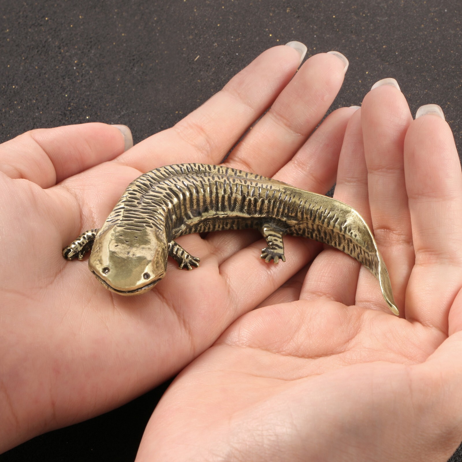 3.7 inch Pure Copper Table Tea Pet Handicraft Ornament Giant Salamander Statue