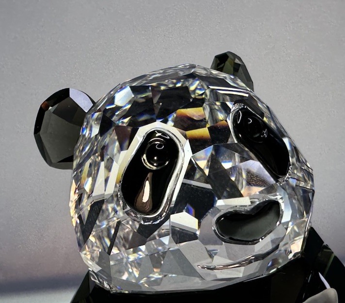 Swarovski Crystal SCS Annual Edition 2008 Pandas Endangered Wildlife, Box & COA