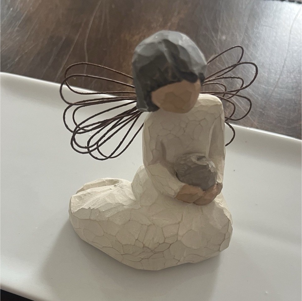 Willow Tree Resin Angel Figurine Hand Painted Matte Finish Susan Lordi 1999