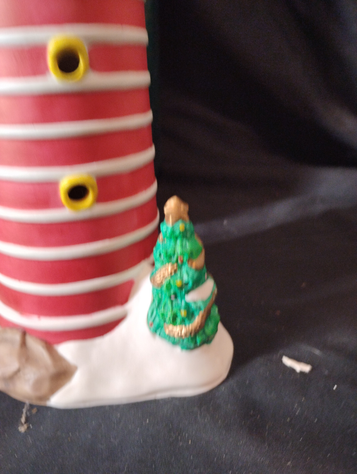 Christmas Valley Collectible The Red Lighthouse Seasonal Specialties Co. 1998