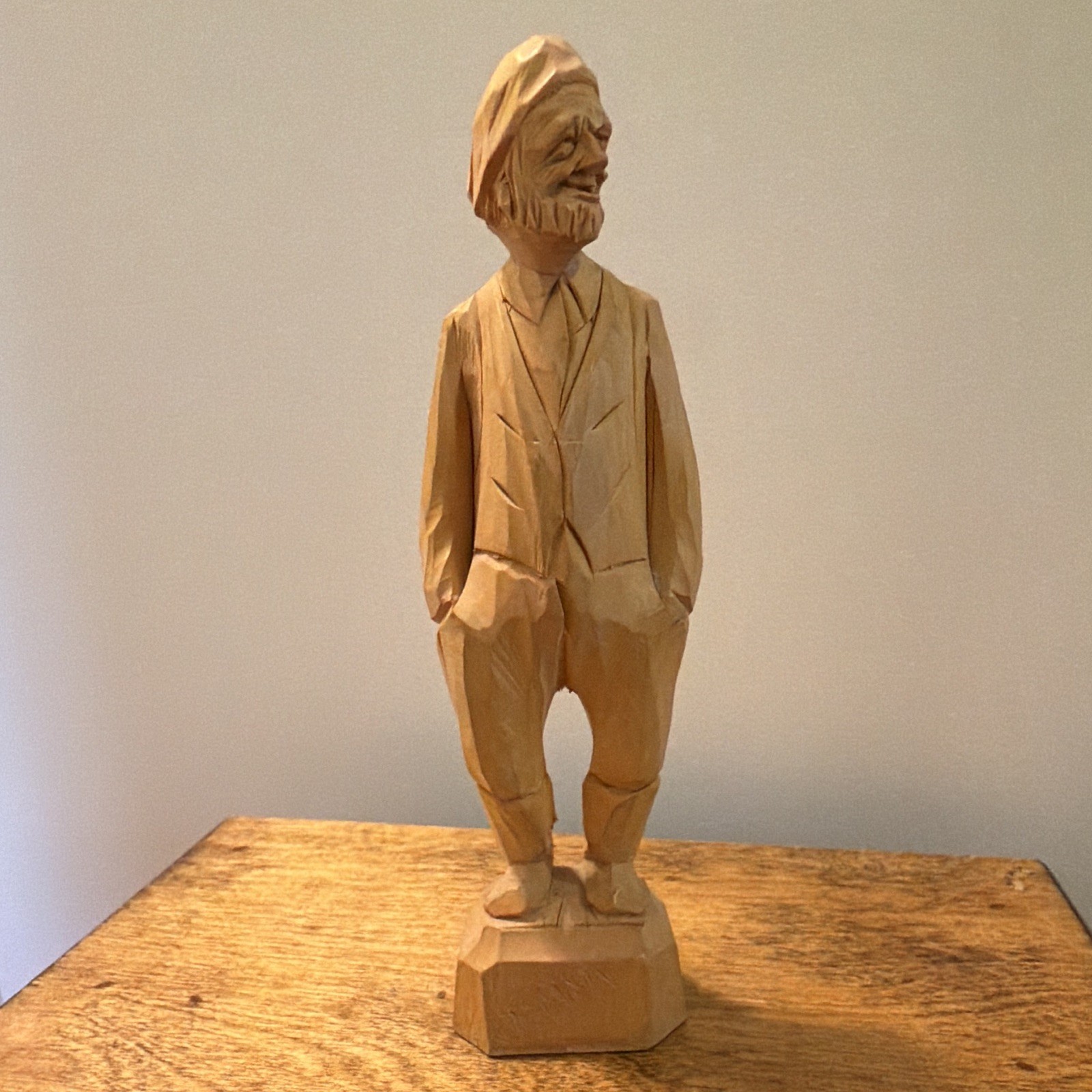 PAR A LA MAIN Hand-Carved Wood Man Figurine by Hugo L. Baker 1900-1919