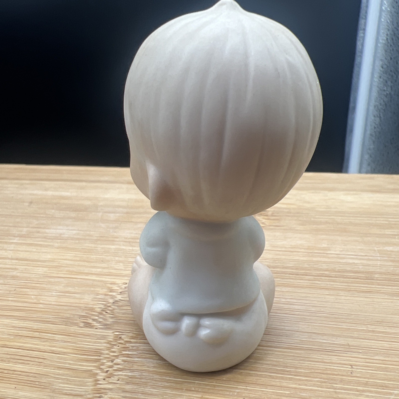 Precious Moments Figurine Baby Boy Sitting Up 1983 Vtg Jonathon & David E-2852/C
