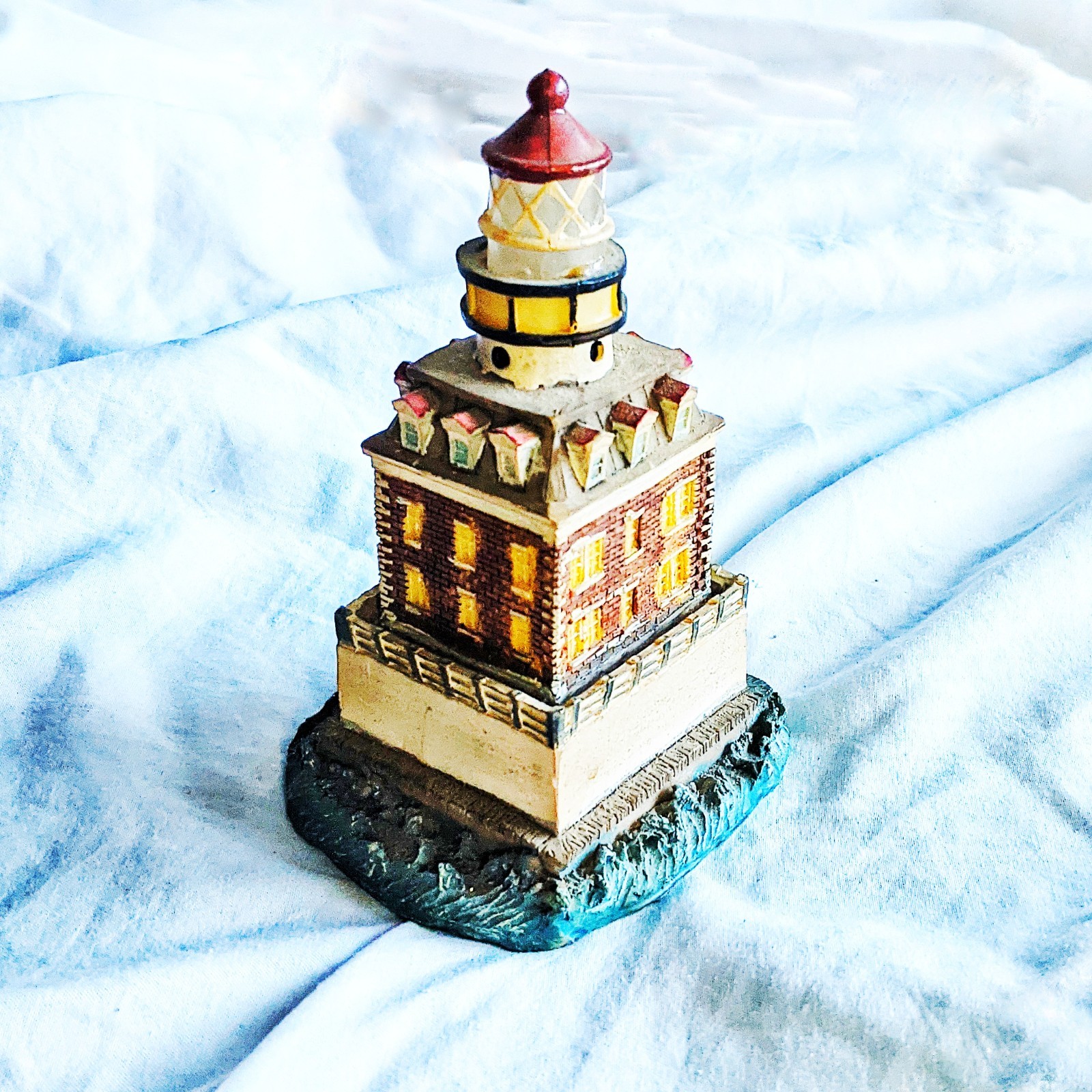 New London🗼Ledge Connecticut🌊Lighthouse 5”Resin Statuette Figurine🆓Statue📬VG