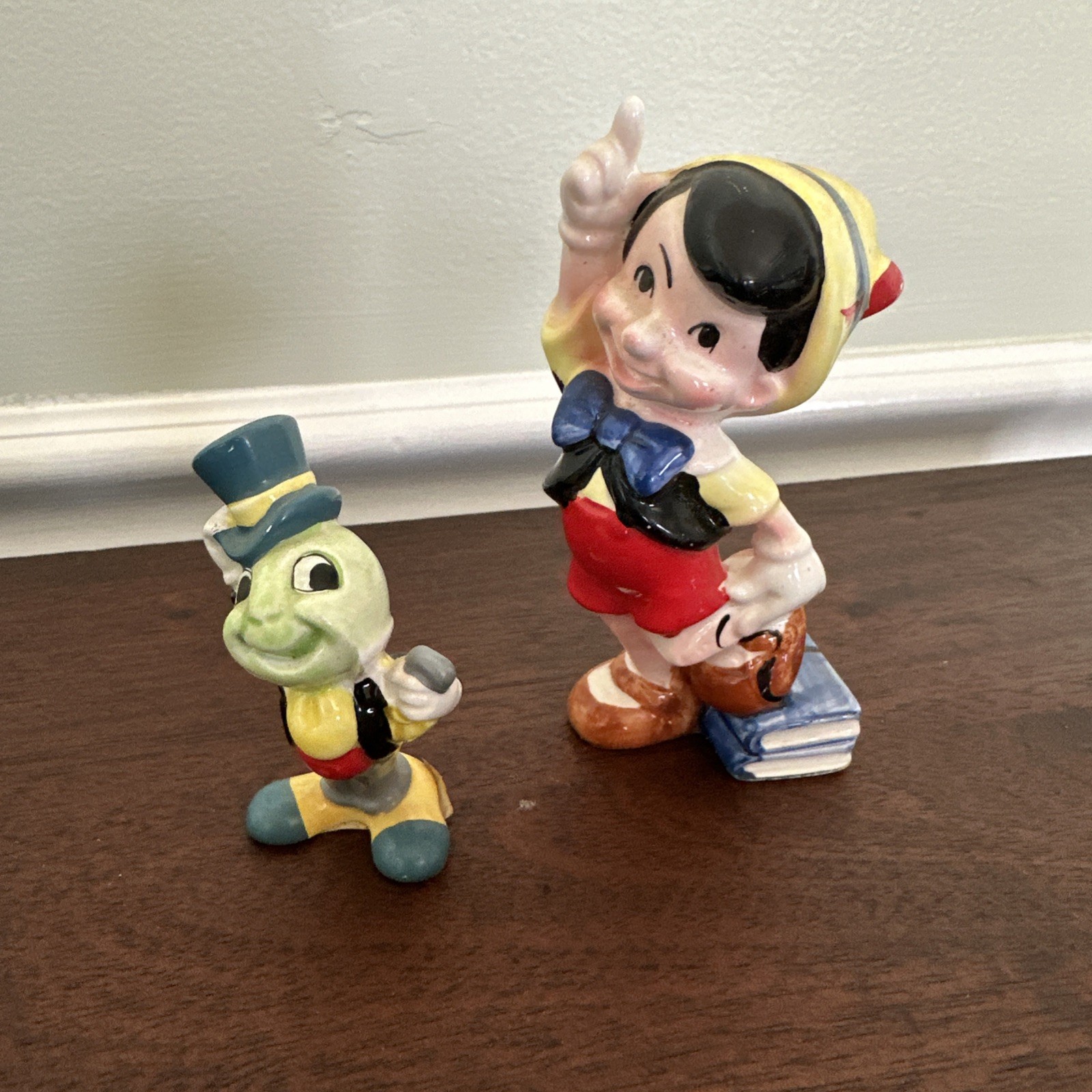 Vintage Walt Disney Pinocchio & Jiminy Cricket 3” Figurine – Japan Ceramic