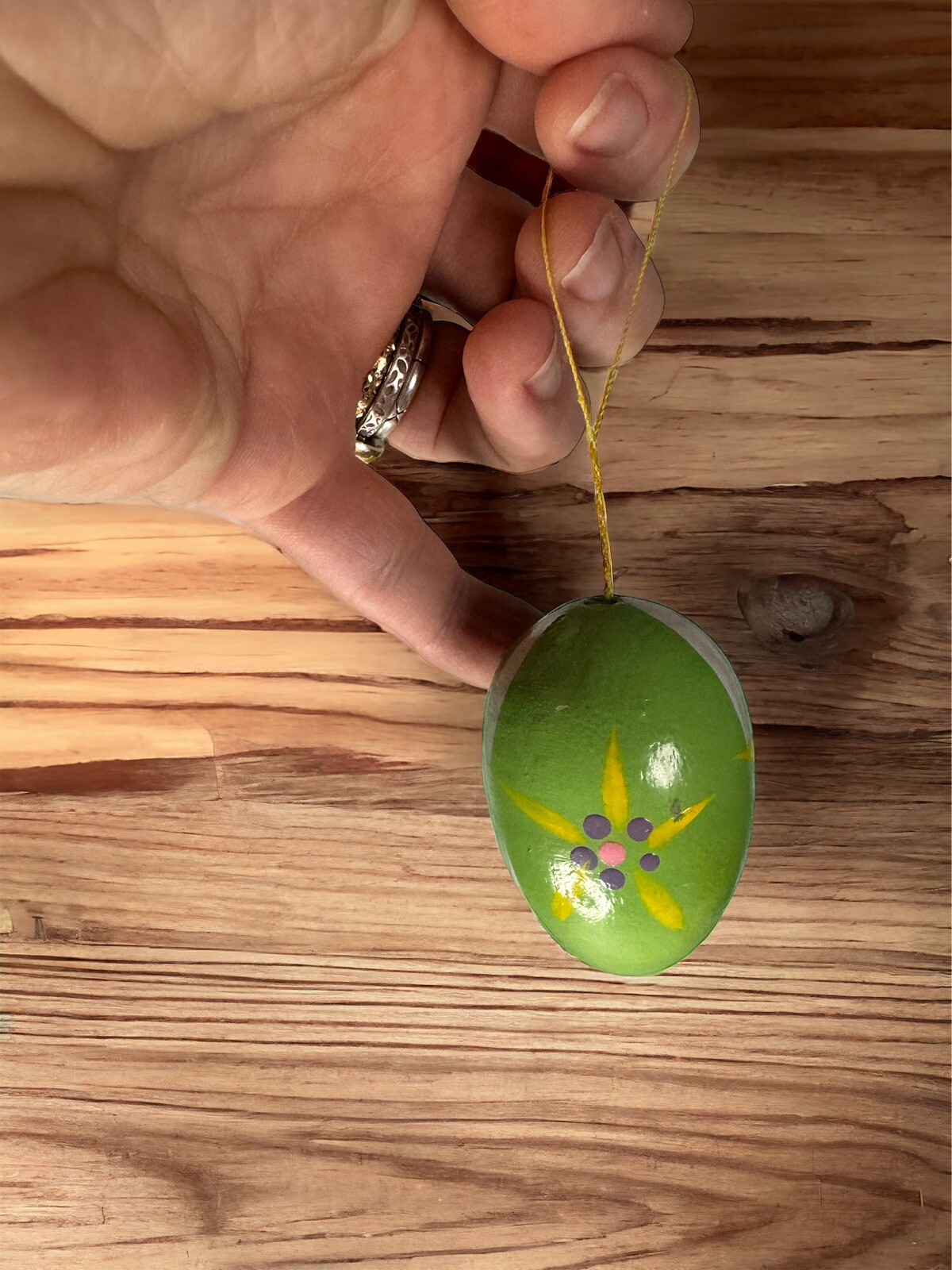 Lot Of 4 Easter Eggs Porcelain Wood Ornaments Spring Decor