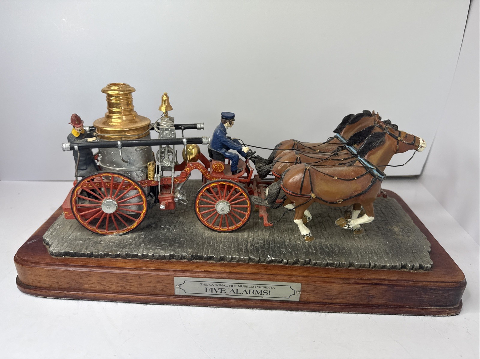 Franklin Mint Five Alarms Horse Drawn Fire Engine Sculpture Fireman’s Hall 15”