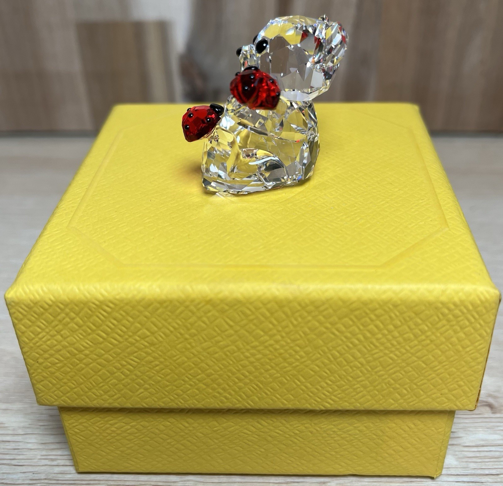 Swarovski Kris Bear Good Luck Bear 5675983 Designer Edith Mair