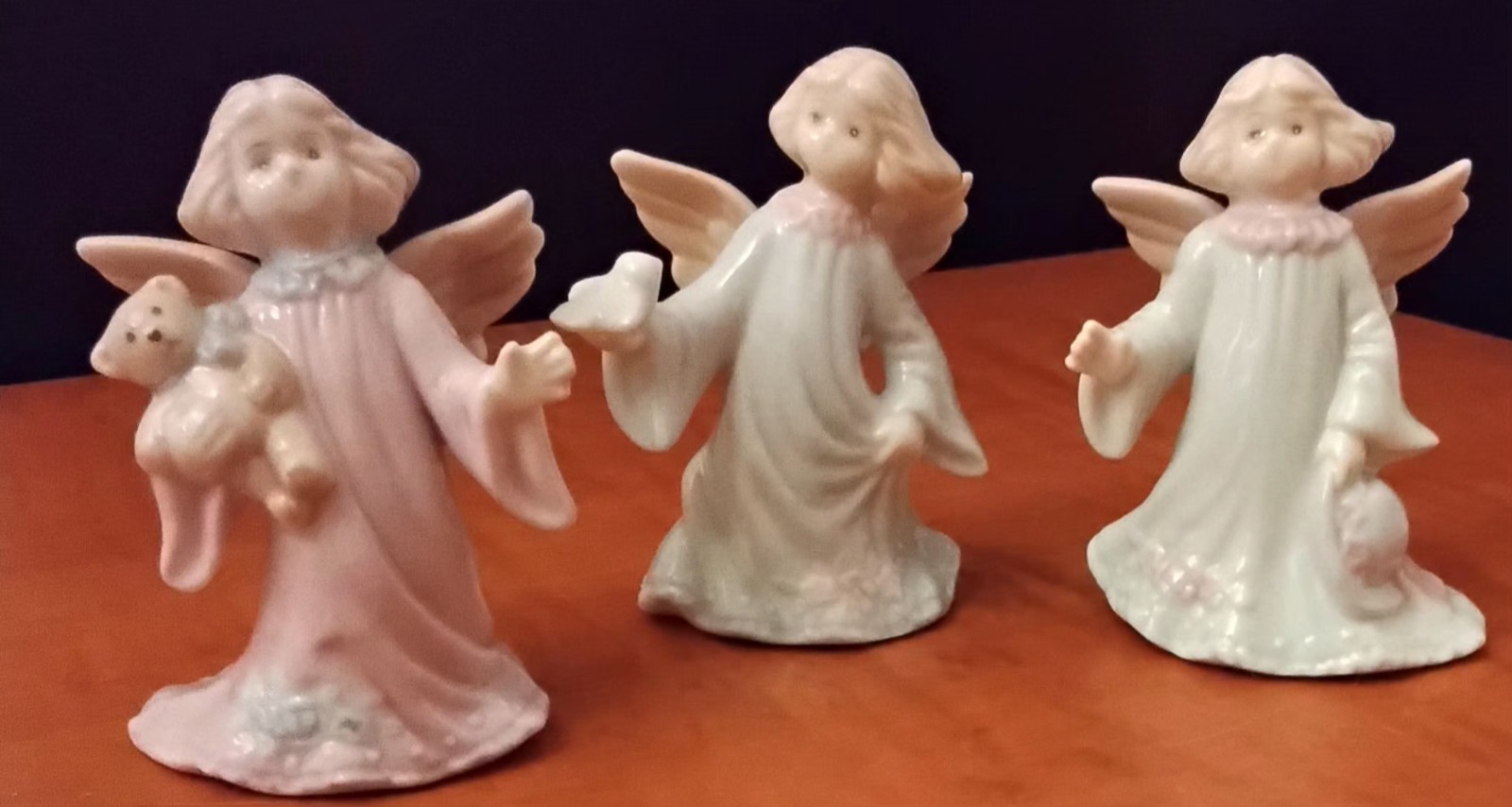3 Adorable Russ Berry 2 3/4″ Angels. Pretty Pastel Colors. Excellent Shape