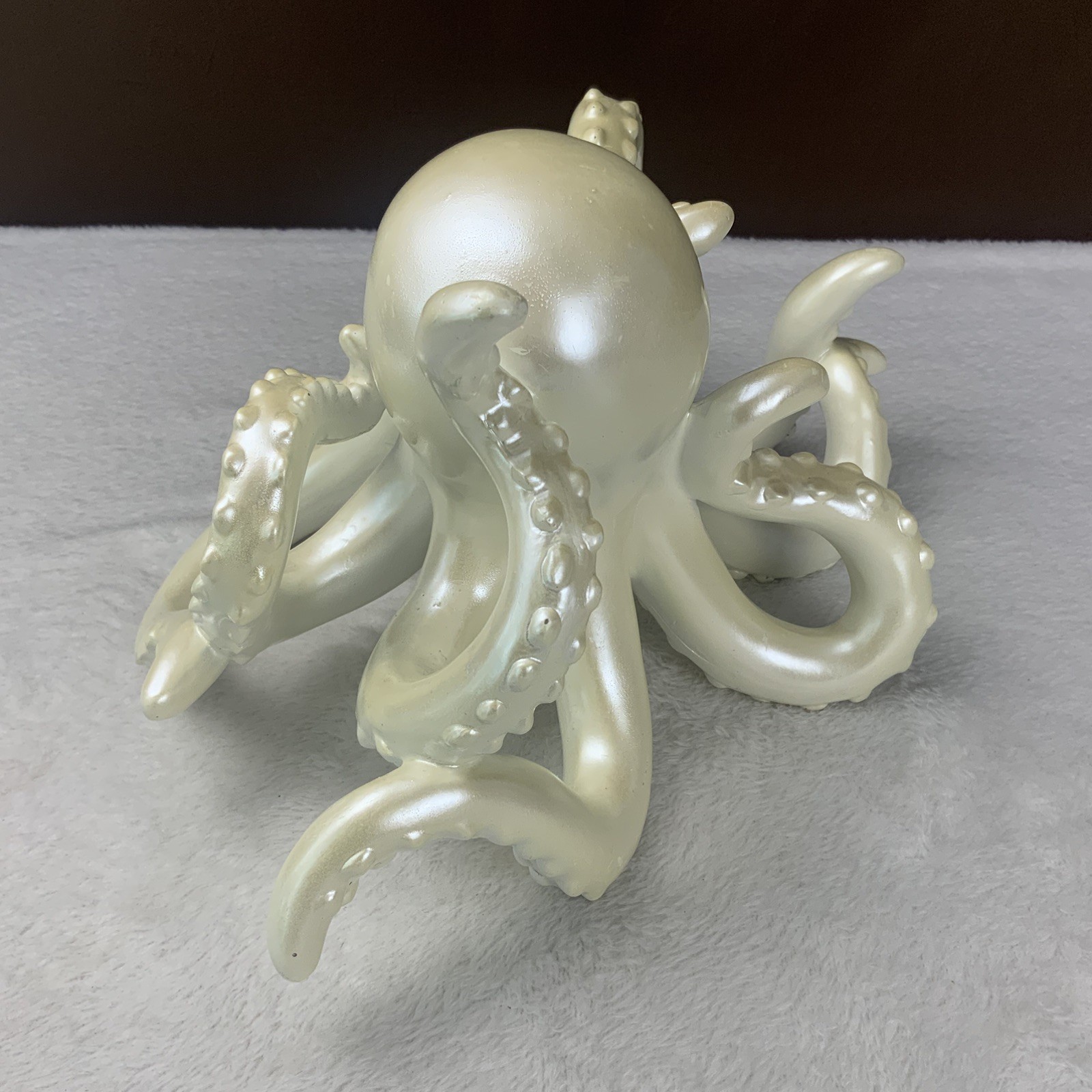 Pearl White Octopus Polystone/Resin Nautical Sculpture 6.5″ x 11.5″
