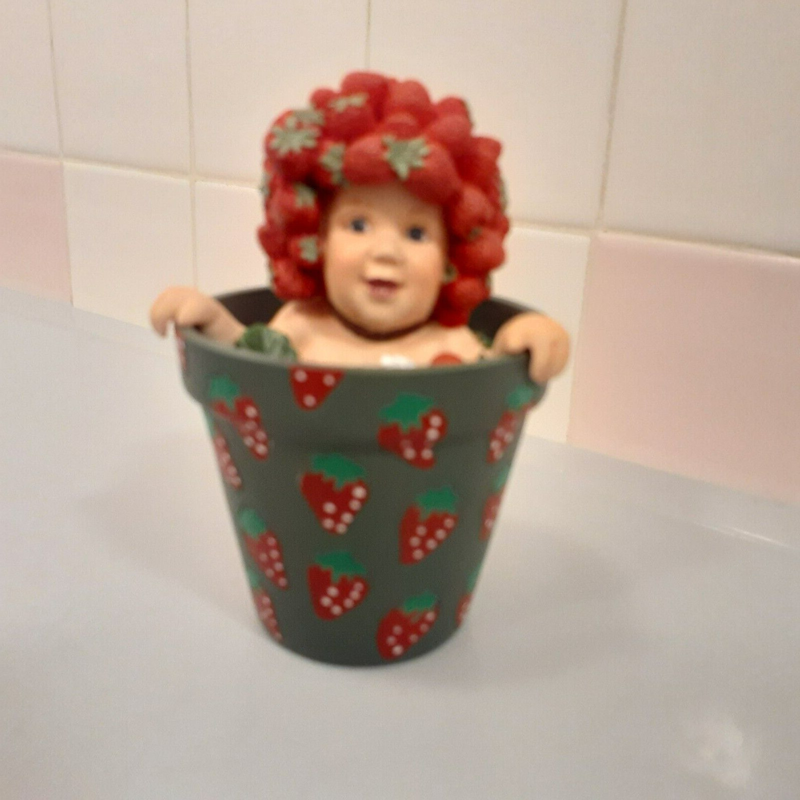 Enesco Anne Geddes 1998 Figurine BABIES ARE LIFE’S GREATEST REWARD 3.7″ tall