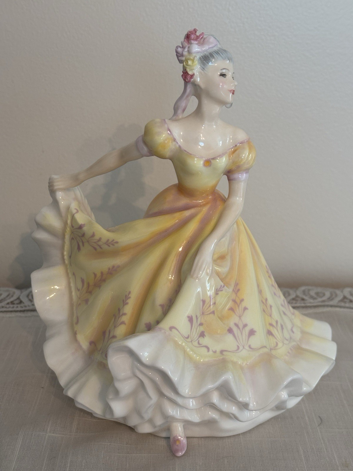 Royal Doulton Ninette HN 2379 Figurine 1970 England Vintage