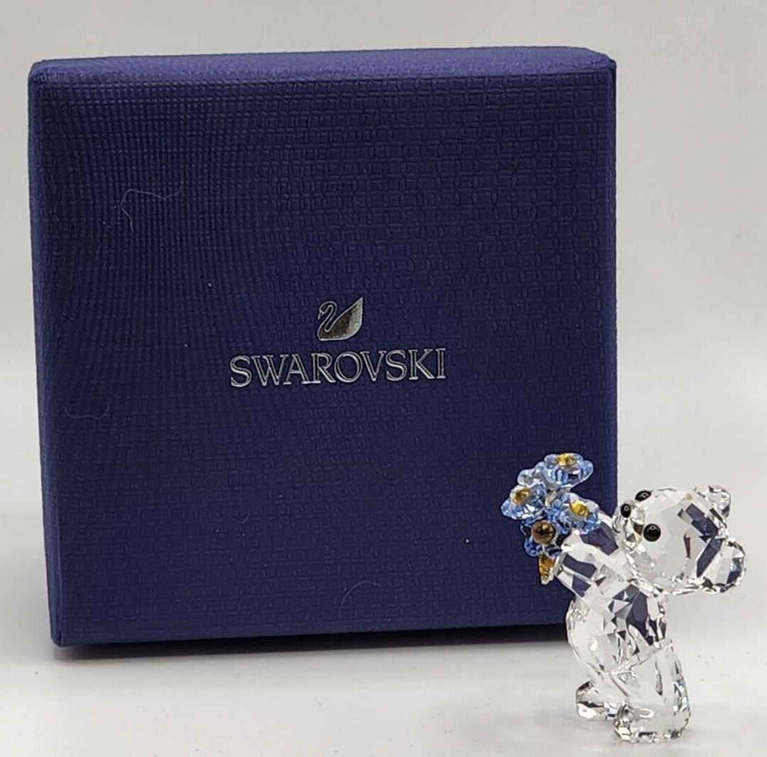 Swarovski Crystal KRIS BEAR FORGET ME NOT 5427993 Blue Flowers Figurine Figure