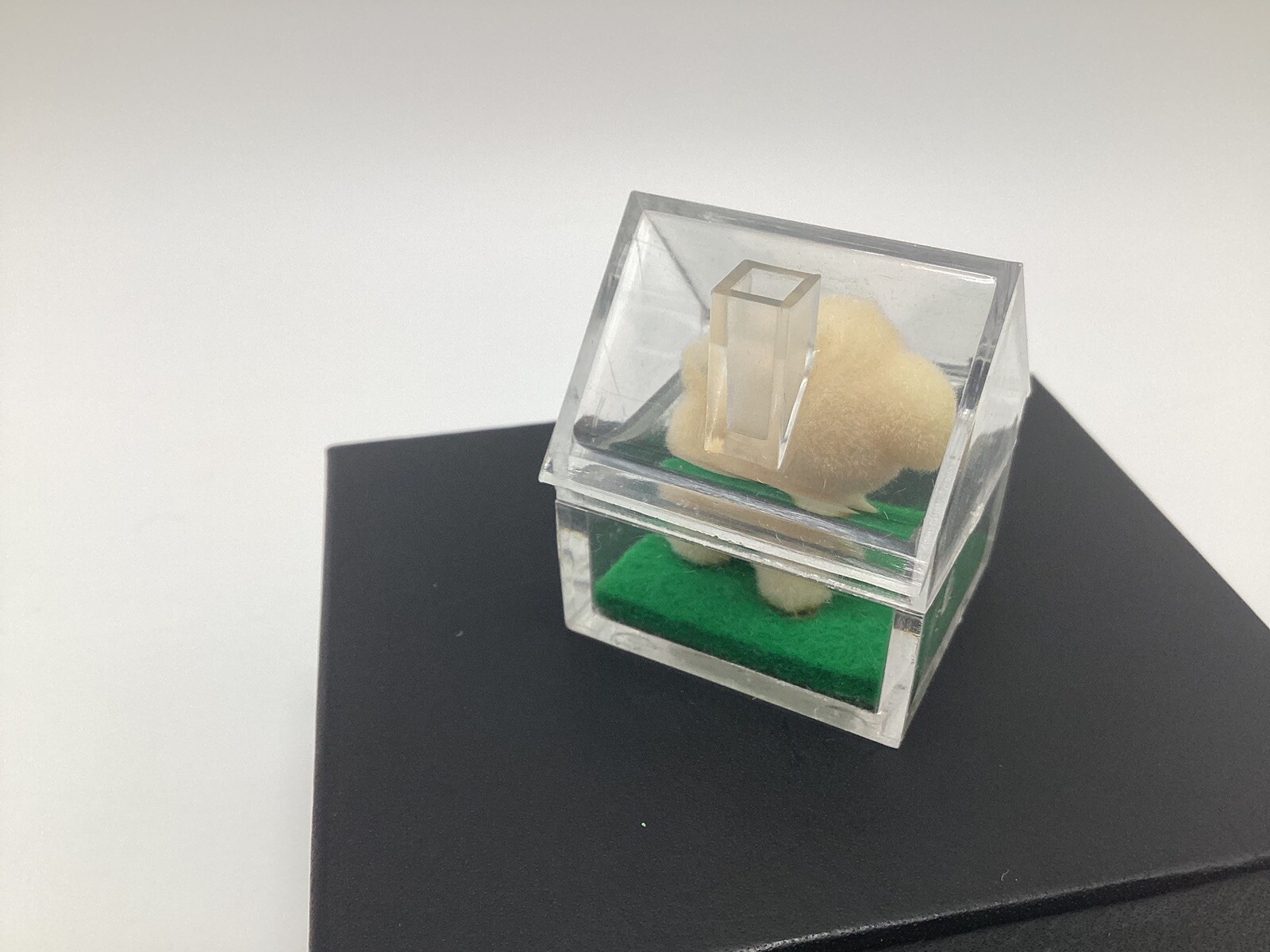 Enesco Imports 1984 Mini Flocked 1” Sheep Lamb In Plastic House Adorable