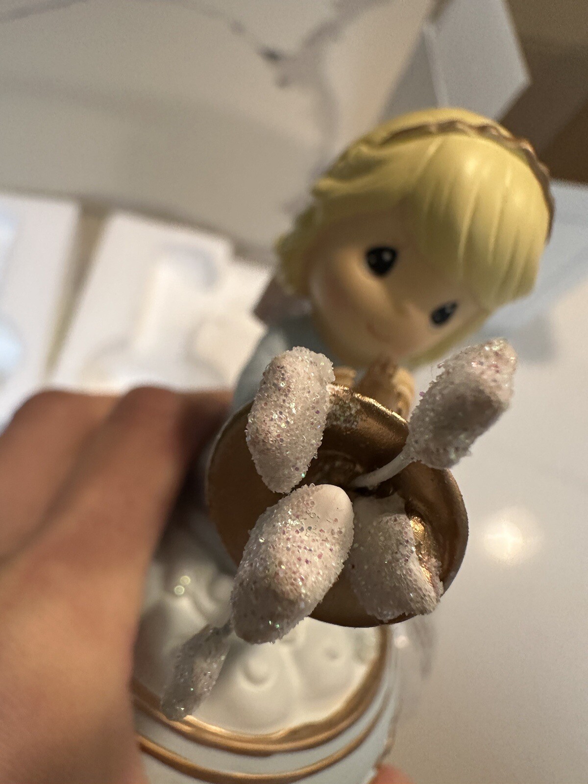 Precious Moments Trumpeting Angel Musical HARK THE HERALD ANGELS SING NIB