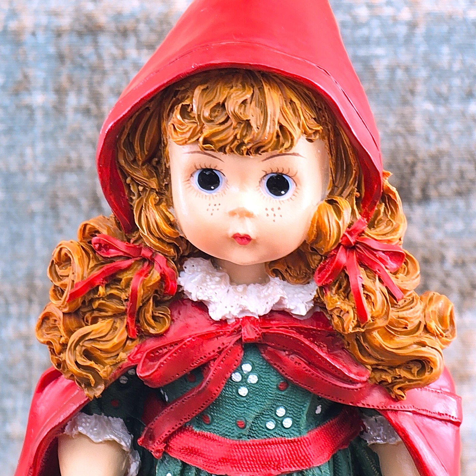 VTG Madame Alexander Little Red Riding Hood Figurine Resin Apple Basket Limit Ed