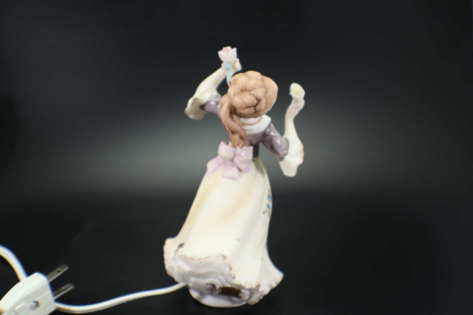 Ardalt Lenwile China LADY NIGHT LIGHT 6682 Lighted Figurine Porcelain Works VTG