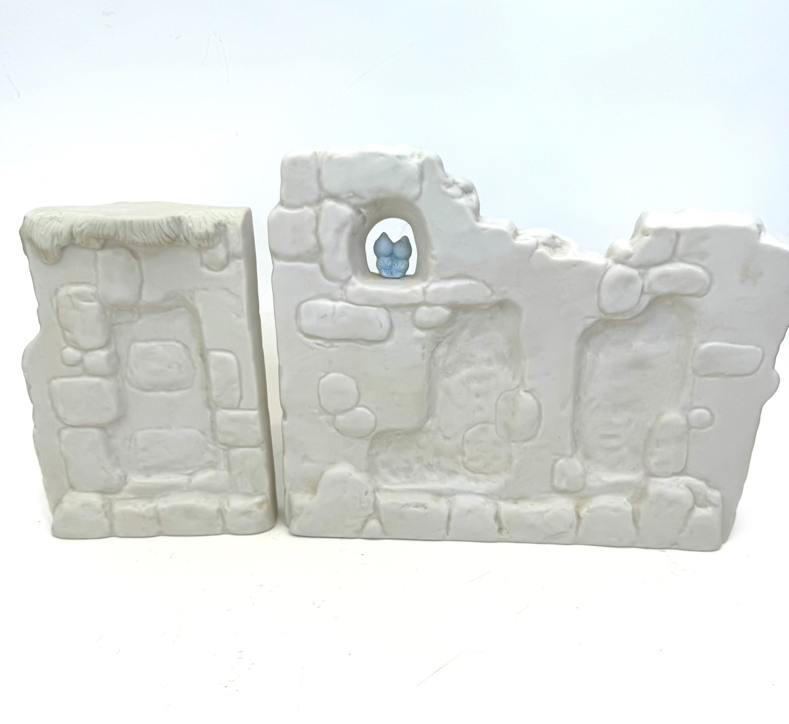 Precious Moments Two Section Wall Accessory E-5644 Enesco 1981 Nativity Village