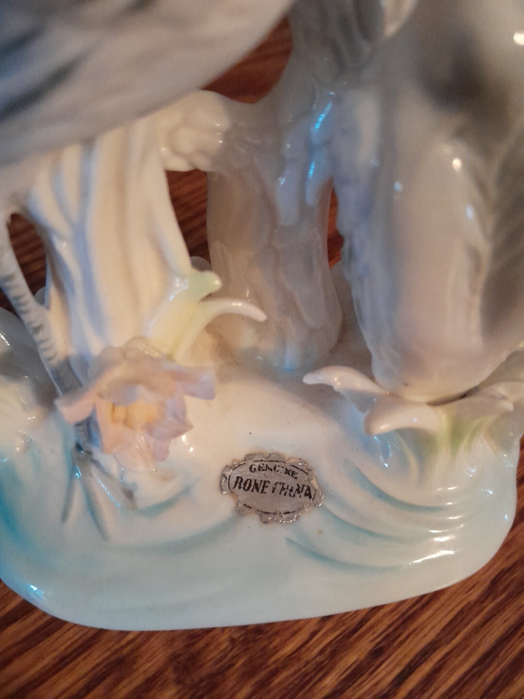 VINTAGE UCAGCO BONE CHINA EGRET BIRD FIGURINE, MADE IN JAPAN, NICE CONDITION!