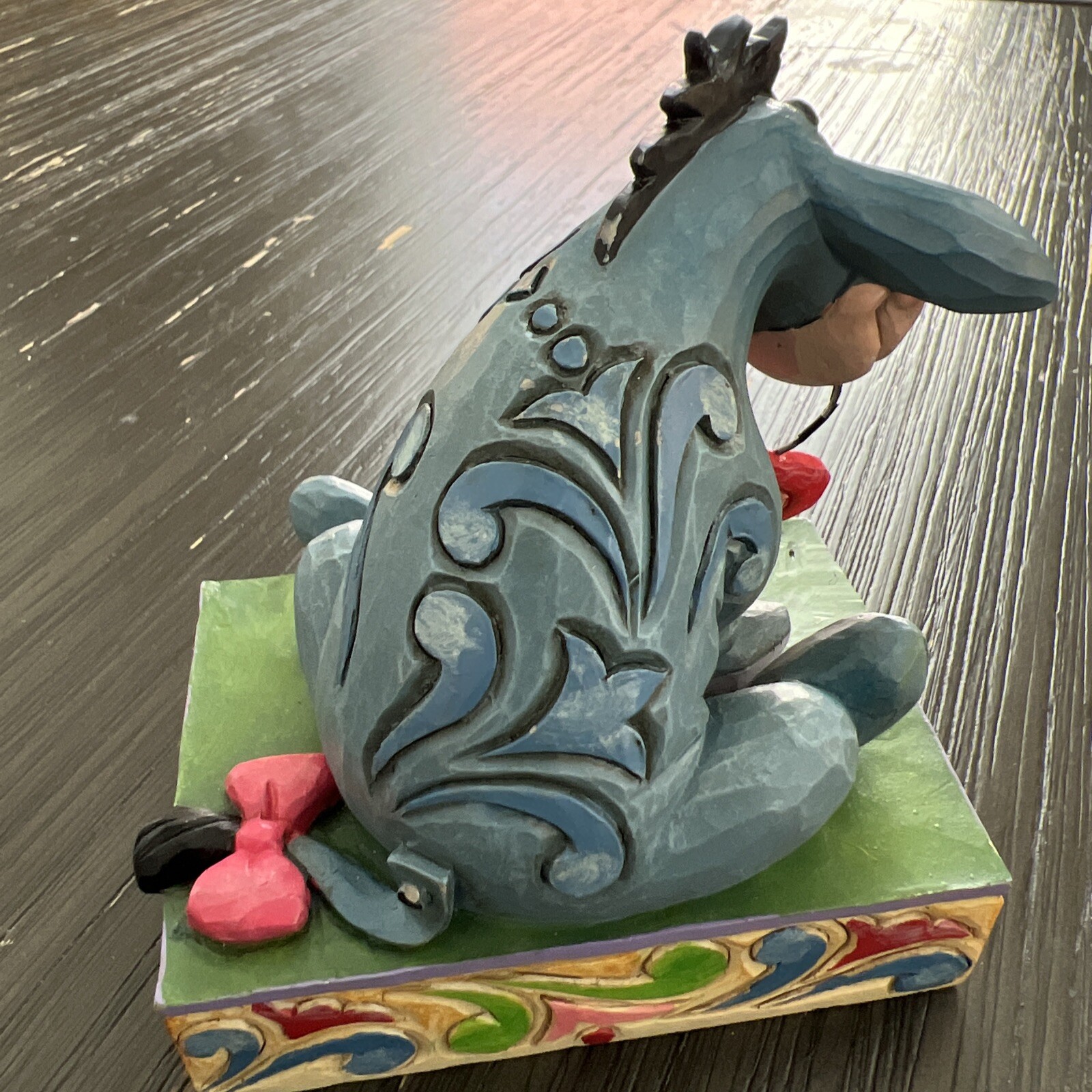 Jim Shore Disney Heart on a String Eeyore Personality Pose Figurine 4055437 EUC
