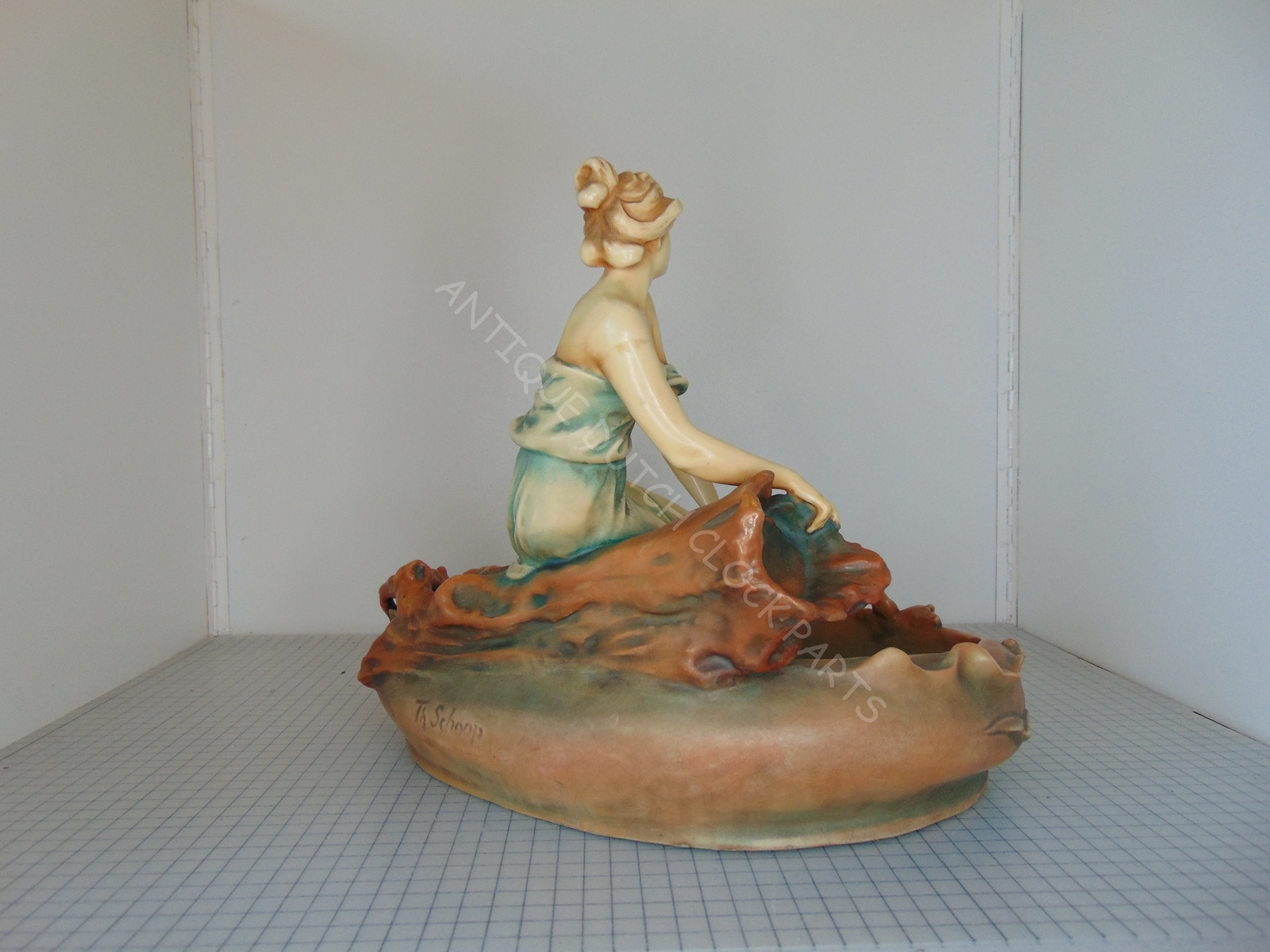 ART NOUVEAU CENTER PIECE BY TEPLITZ FACTORY BERNARD BLOCH
