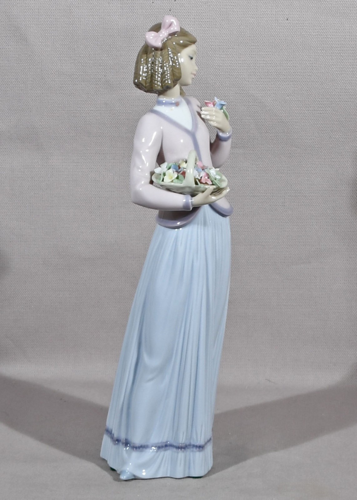 Lladro #7644 Innocence In Bloom 10″ Tall With Box