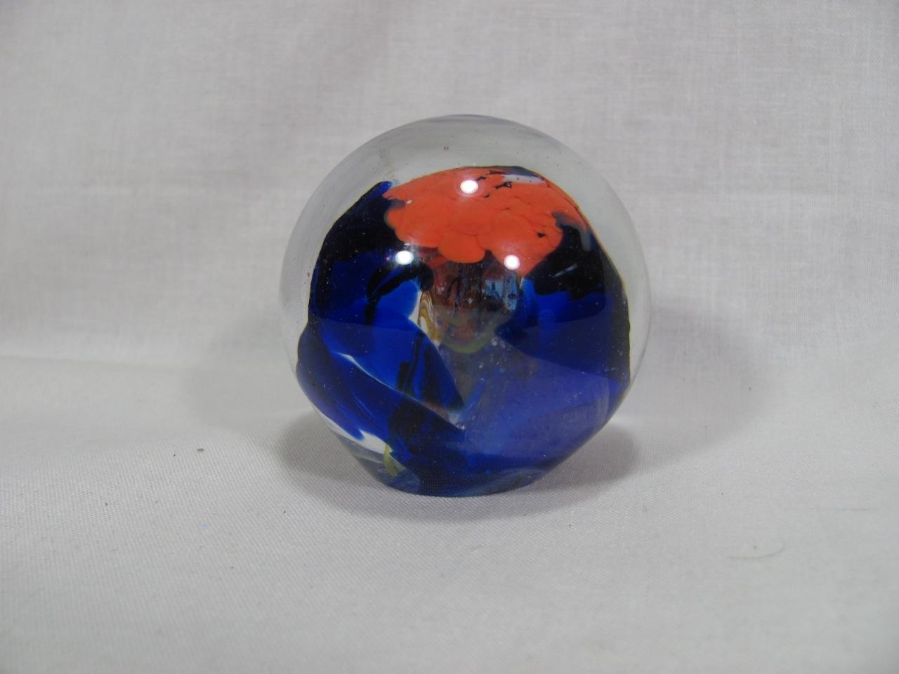 HANDMADE SGS GLASS PAPERWEIGHT WITH LABEL BOHEMIA CZECH REPUBLIC #8