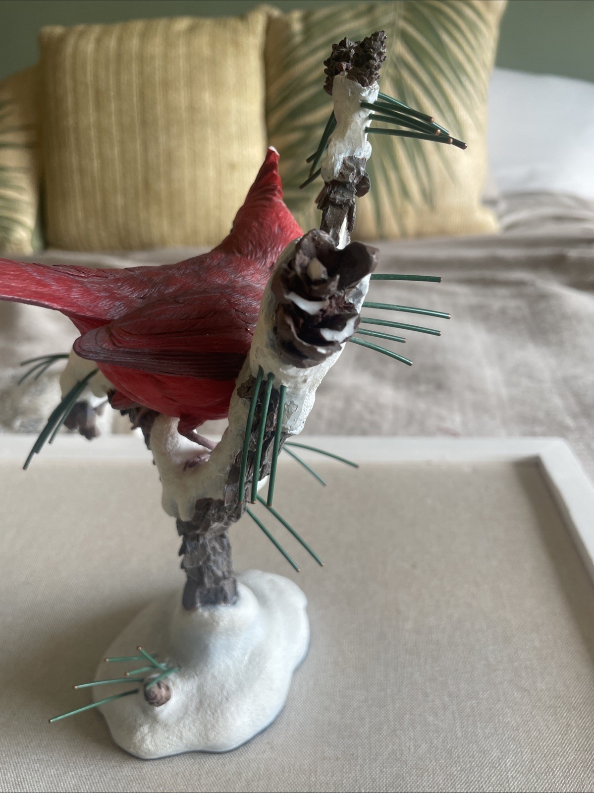 WINTERS JEWEL by Bob Guge Danbury Mint Collection Cardinal Bird 8 3/8” High