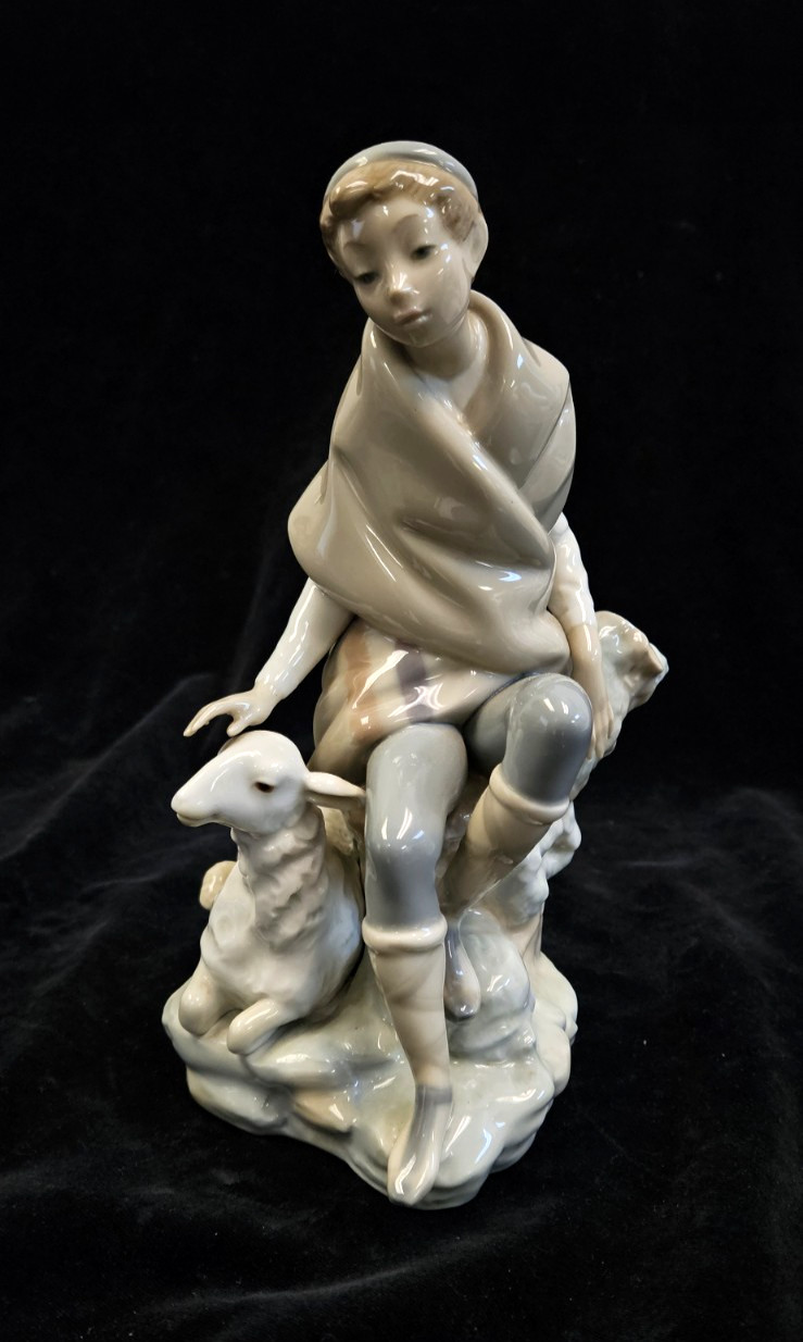 Lladro 4817 Little Shepherd Boy with Goat Nativity 9.75″ Issued 1972 Retire 1981