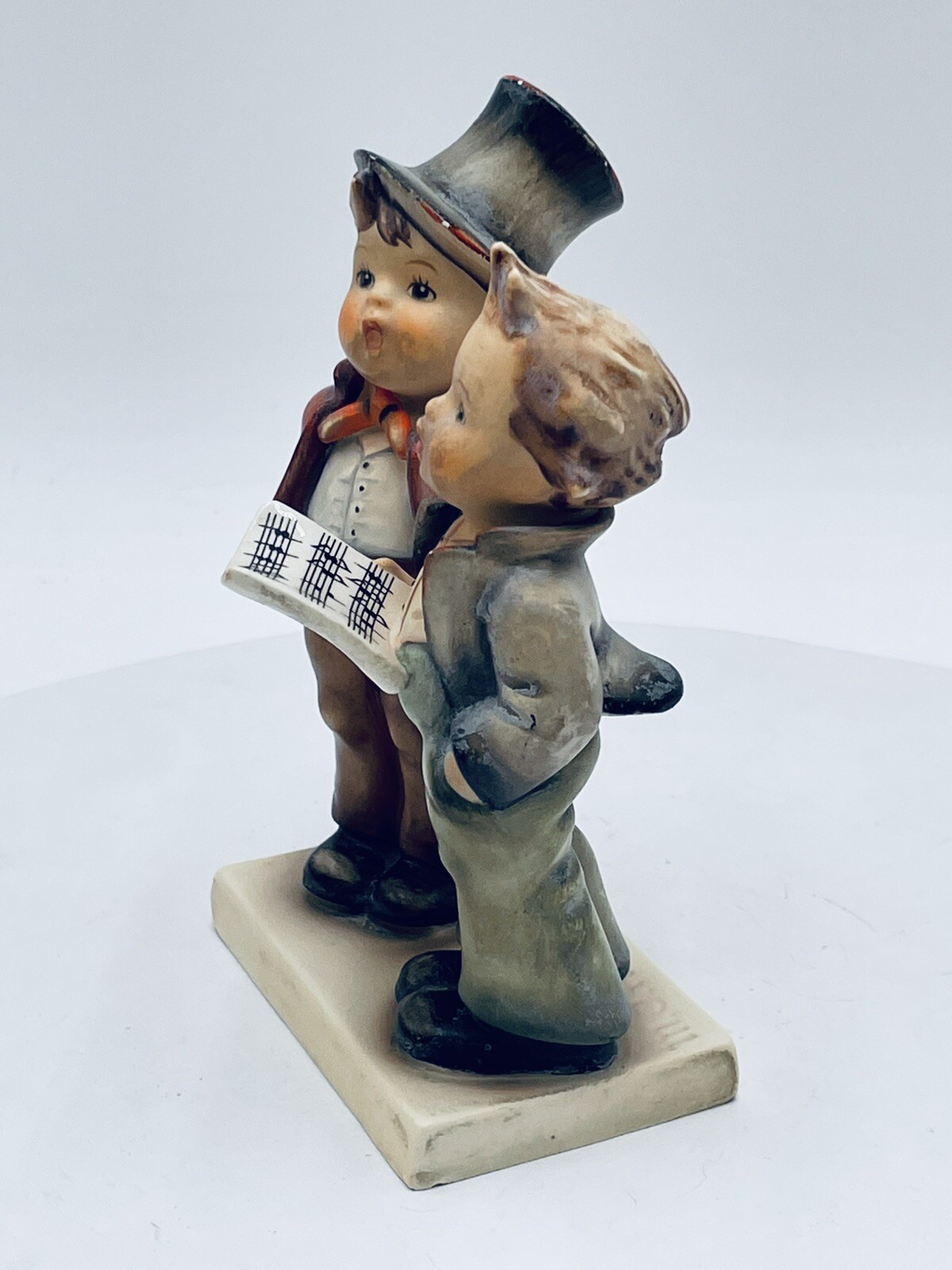 GOEBEL HUMMEL 1935-1949 Figurine DUET SINGING CAROLING BOYS #130