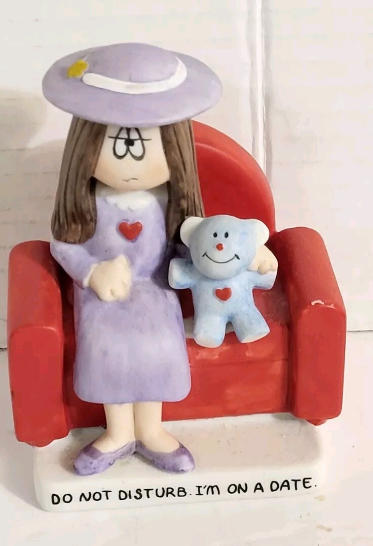 Vintage Cathy Cartoon Figurine 1982 DO NOT DISTURB. I’M ON A DATE 4”