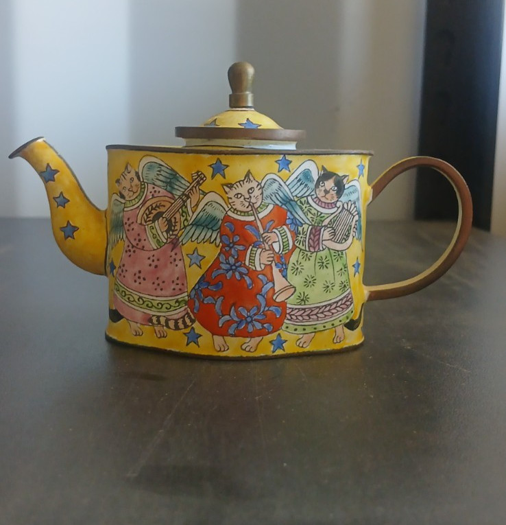 Kelvin Chen Vintage Mini Tea Pot