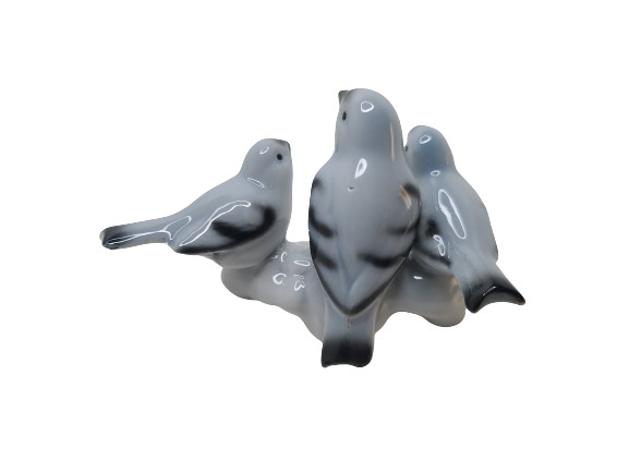 Gerald Porzellan Porcelain 3 Birds Figurine Germany Apx 3.5in X 2.25in