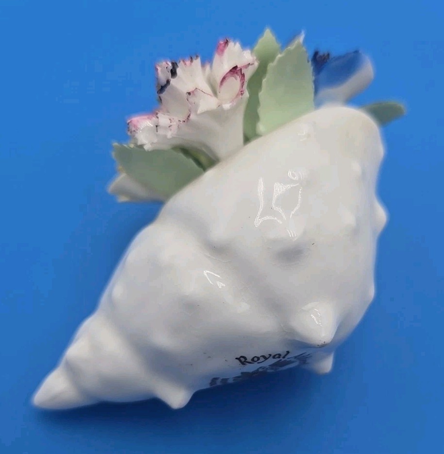 Royal Adderley Floral Flower Arrangement England Seashell Shell 2.5″ X 3.5″