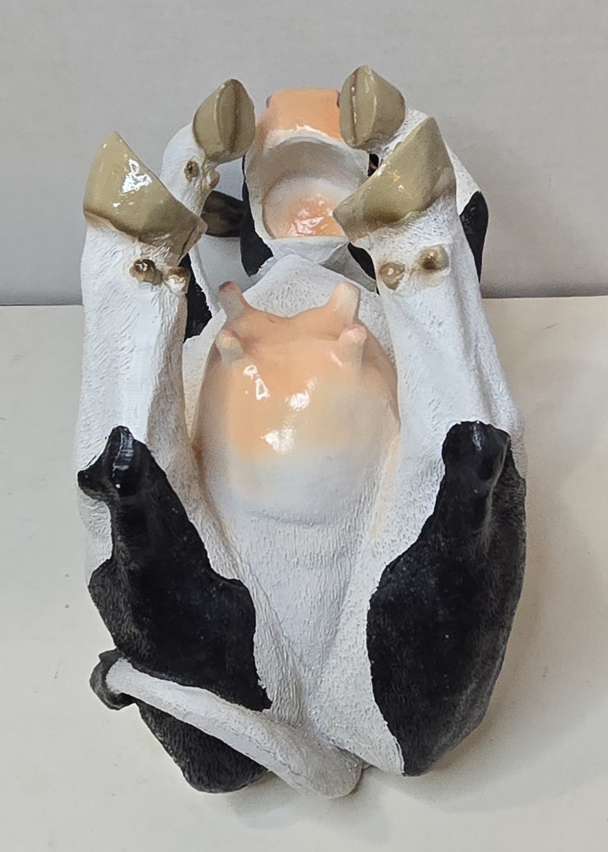 Cow Figurine DWK 2014 Spotted White Black Resin Single Wine Bottle Holder