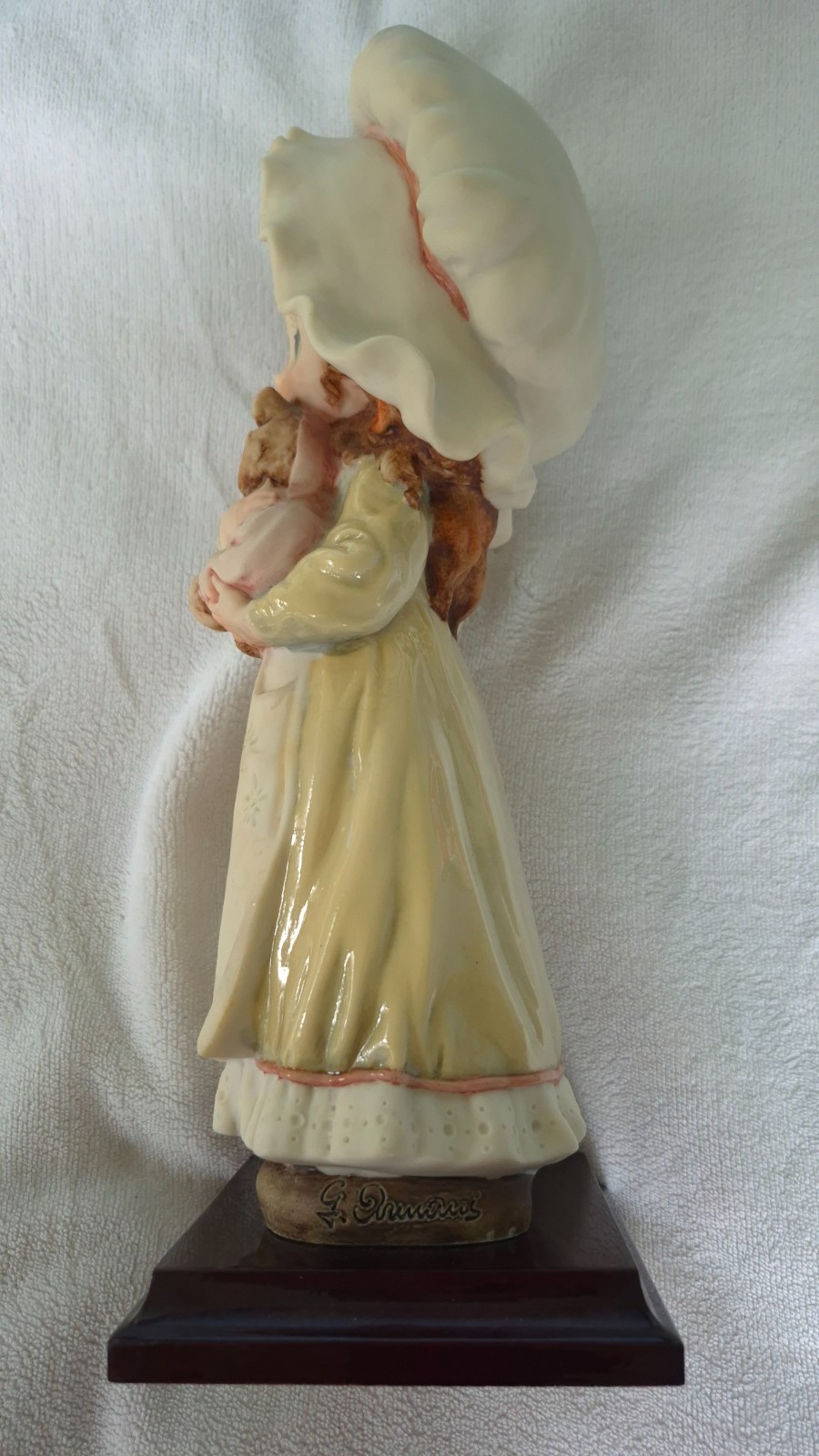 13″ Vintage Giuseppe Armani figurine of a Girl holding a Teddy Bear, Italy, 1984