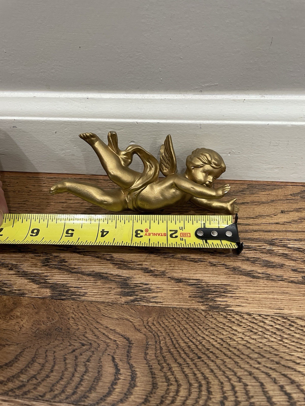 Vintage Gold Metal Cherub Angel Baby Hanging Flying Clip On Victorian Style