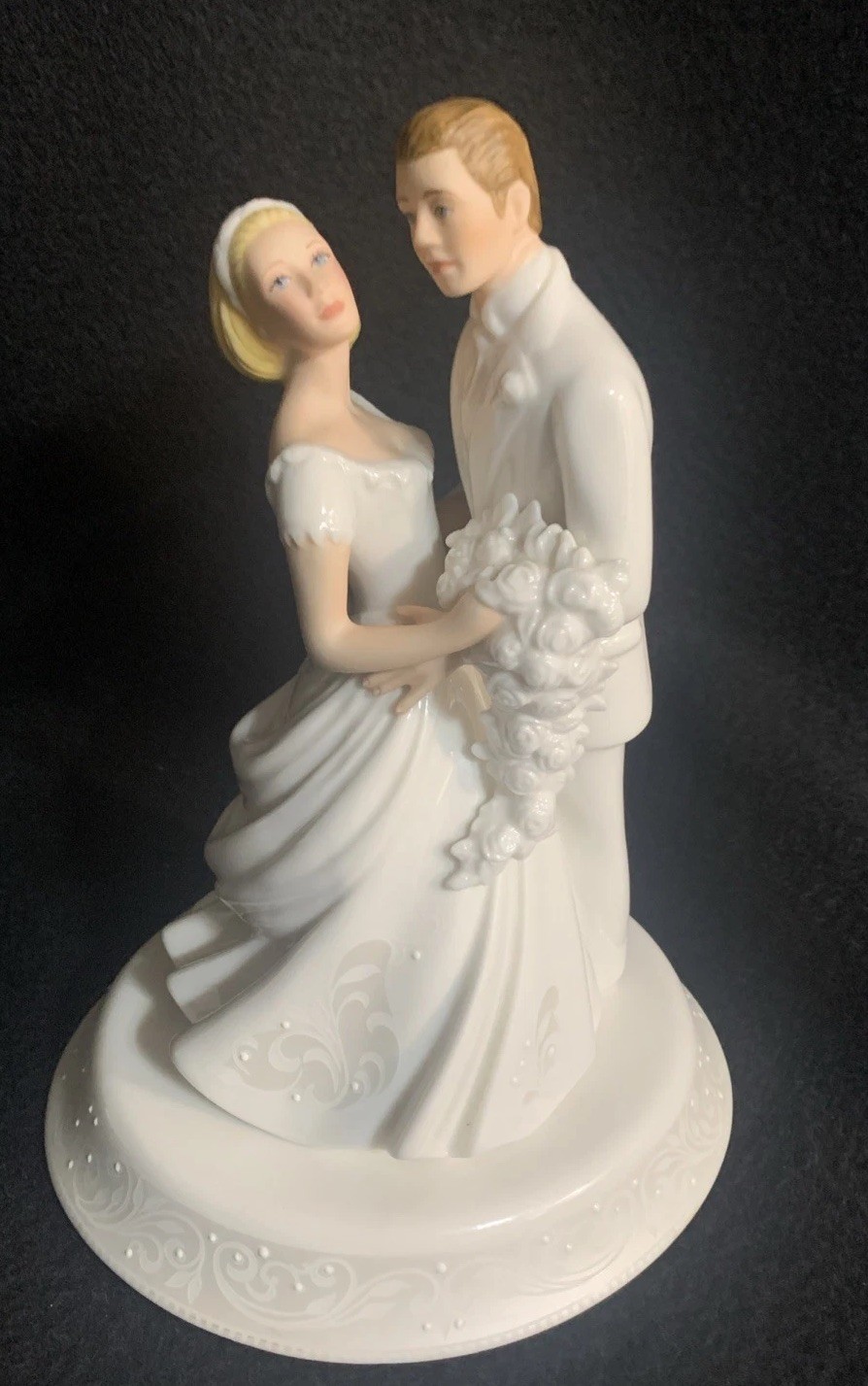 Lennox-Opal Innocence-Bride & Groom-Cake Topper-8”