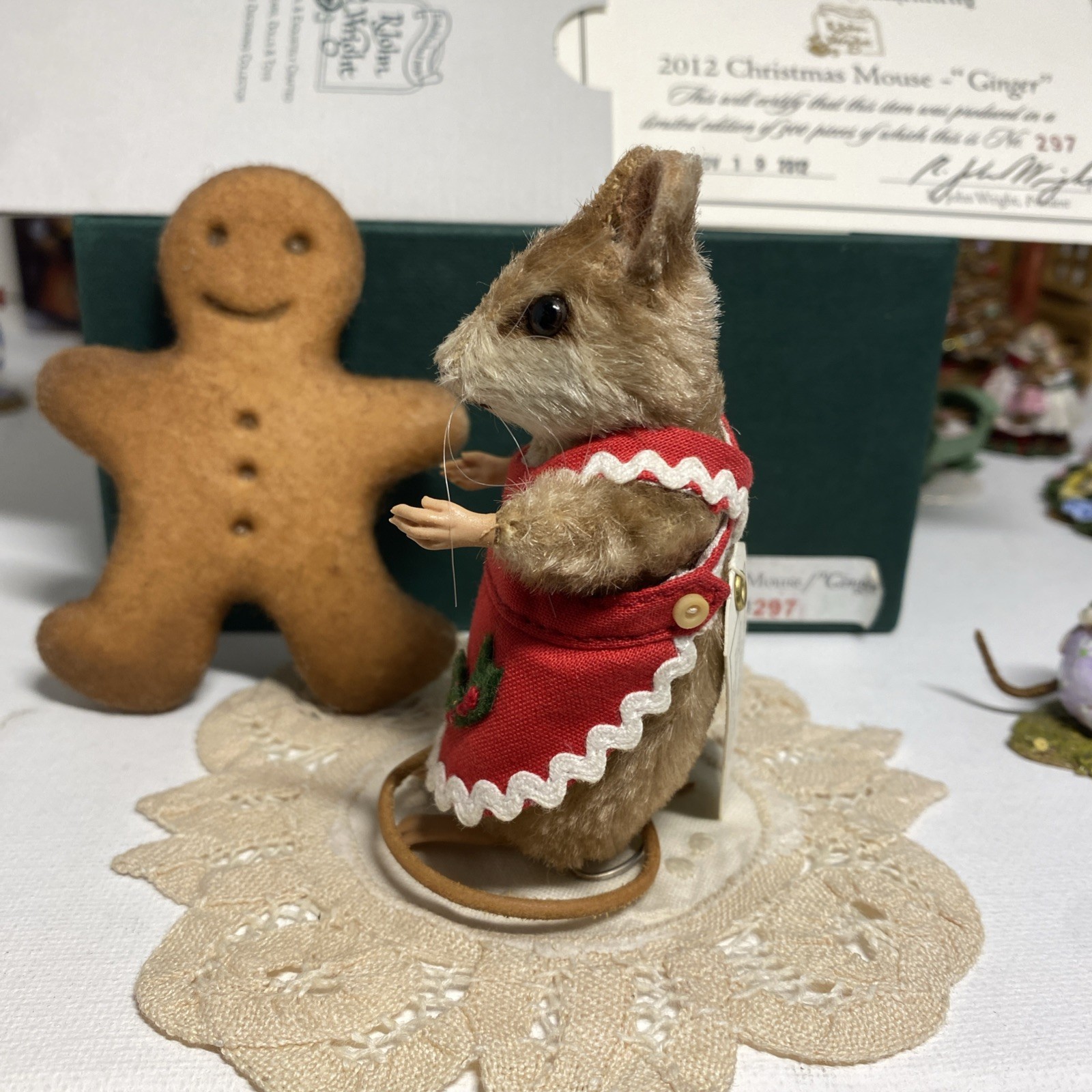 R. John Wright #297 of 300, 2012 Christmas Mouse-“Ginger” Orig. Box&Certificate