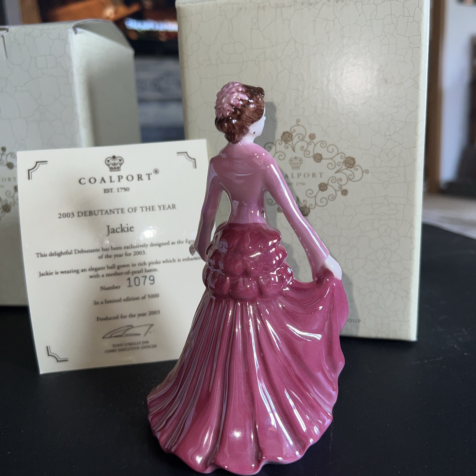 COALPORT DEBUTANTE OF THE YEAR 2003 ‘JACKIE’ LIMITED EDITION No. 1079 FIGURINE