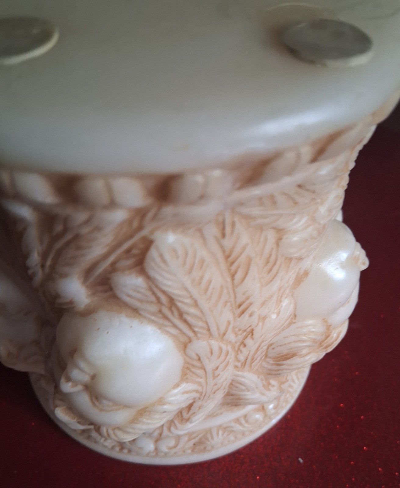 FOLK ART RESIN COMPOSED ITALIAN STYLE CARVED CHERUBS PEDESTAL DISPLAY STAND