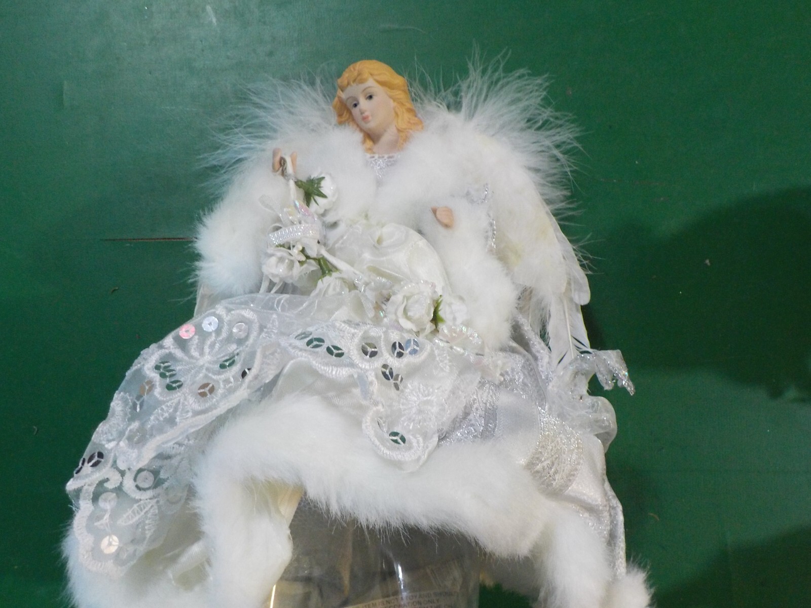 Vintage 10.5″ tall Angel in a White & Gold Dress (SE T-1)