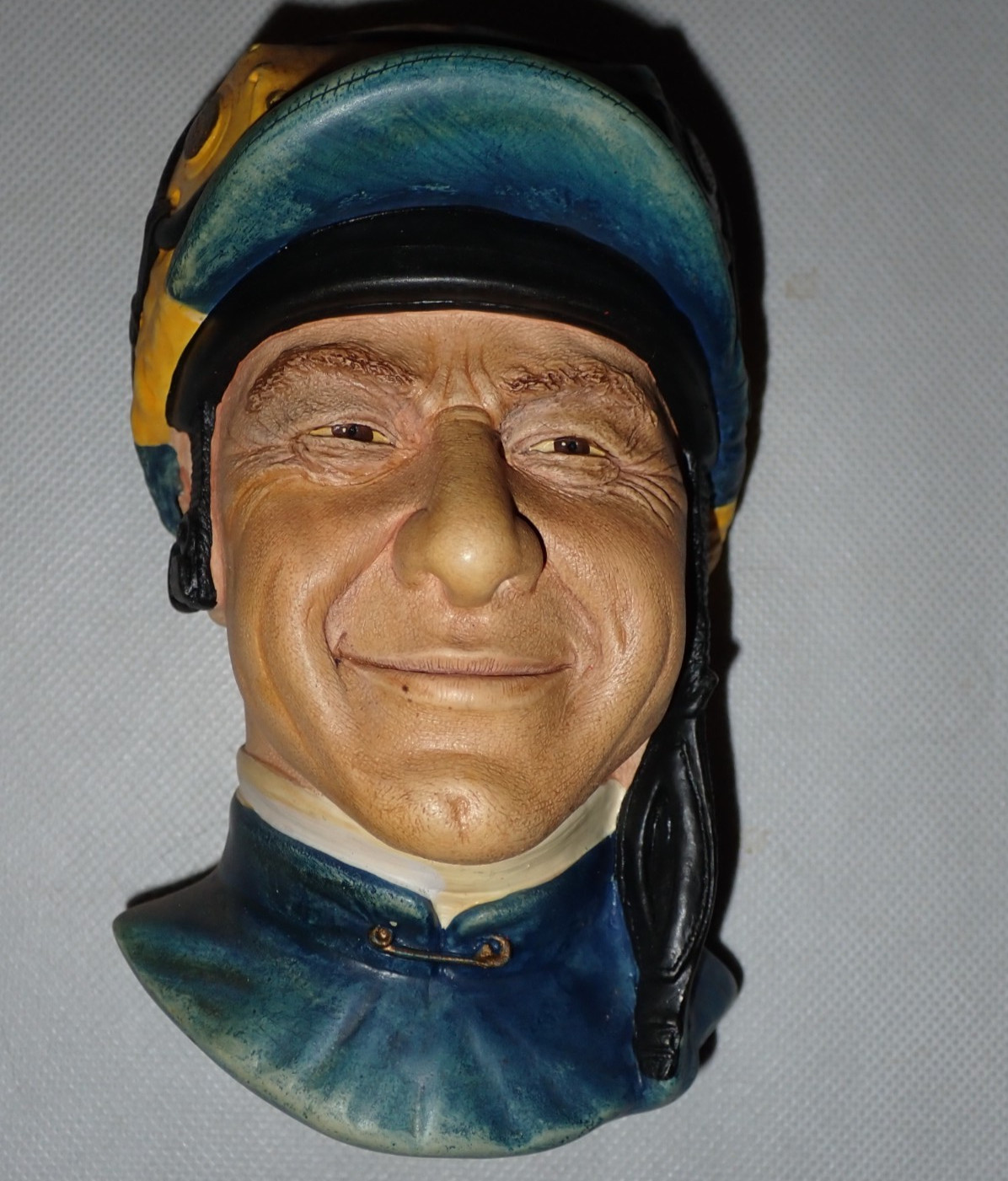 Bosson JOCKEY Head Bust 1990 England Chalkware RARE 1st Edition SPLIT CAP retire